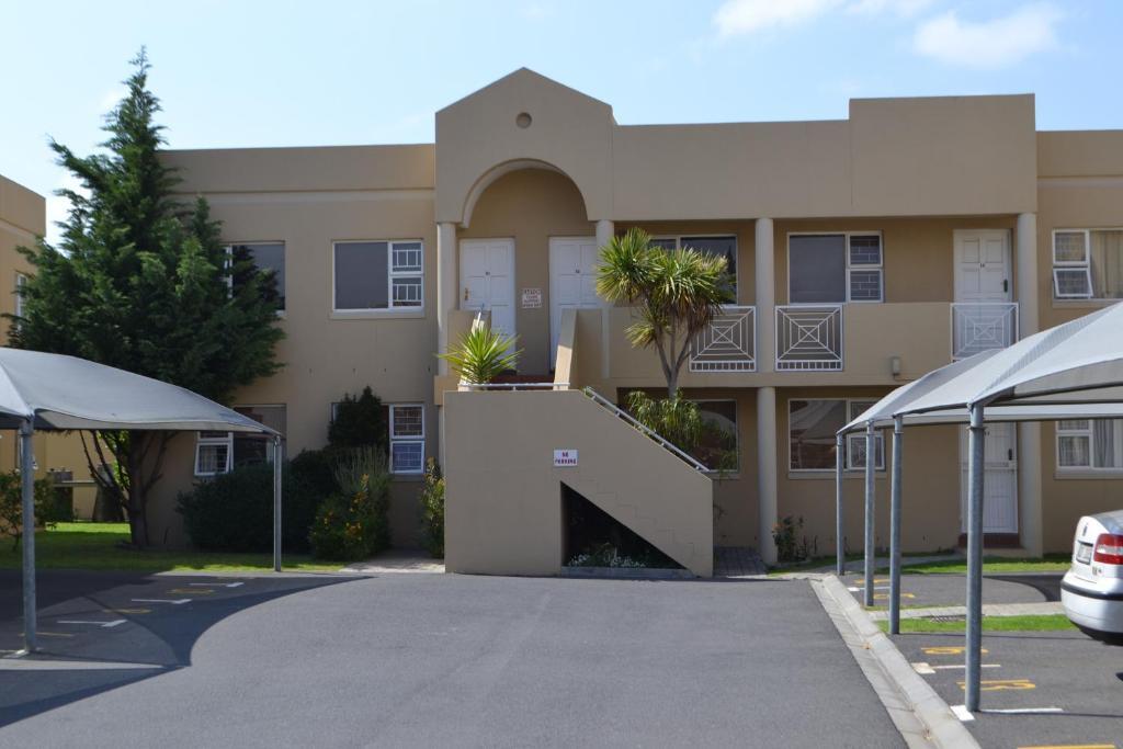 Smithland Guest Apartments Cape Town Bellville Chambre photo