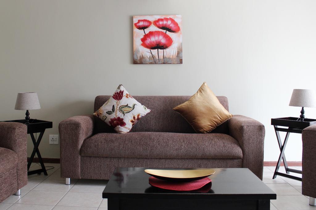 Smithland Guest Apartments Cape Town Bellville Extérieur photo