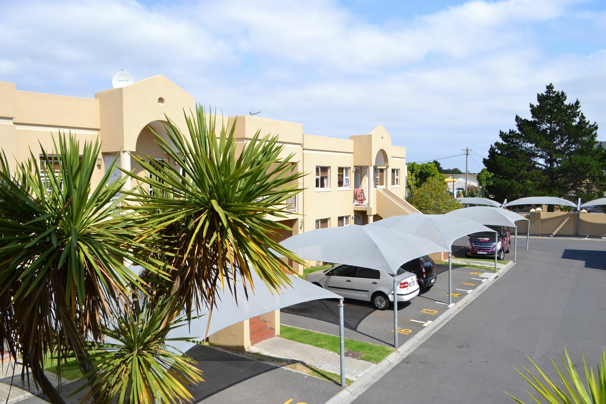 Smithland Guest Apartments Cape Town Bellville Extérieur photo