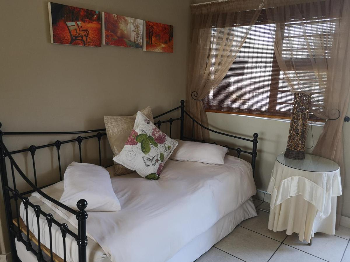 Smithland Guest Apartments Cape Town Bellville Extérieur photo