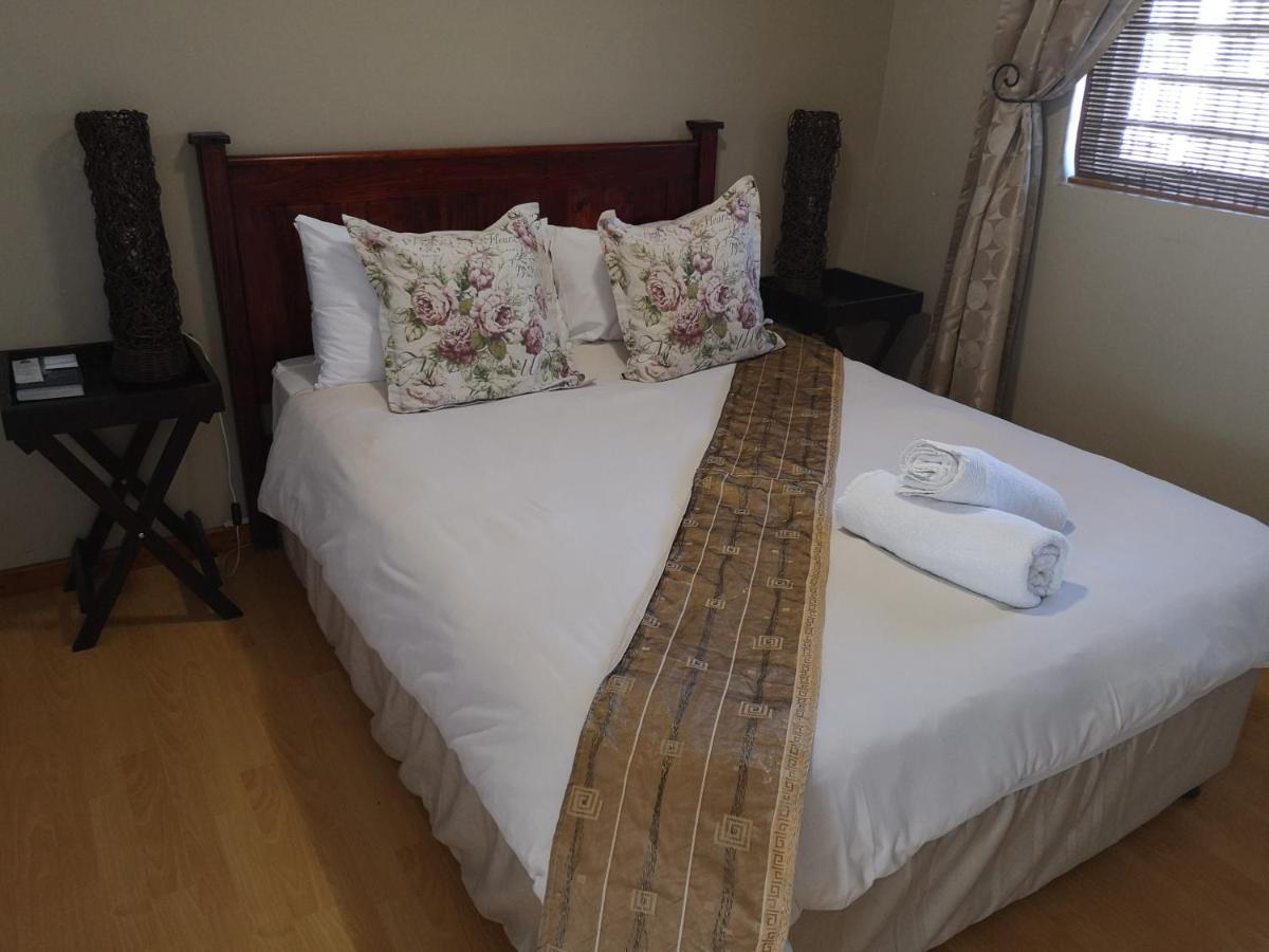 Smithland Guest Apartments Cape Town Bellville Extérieur photo