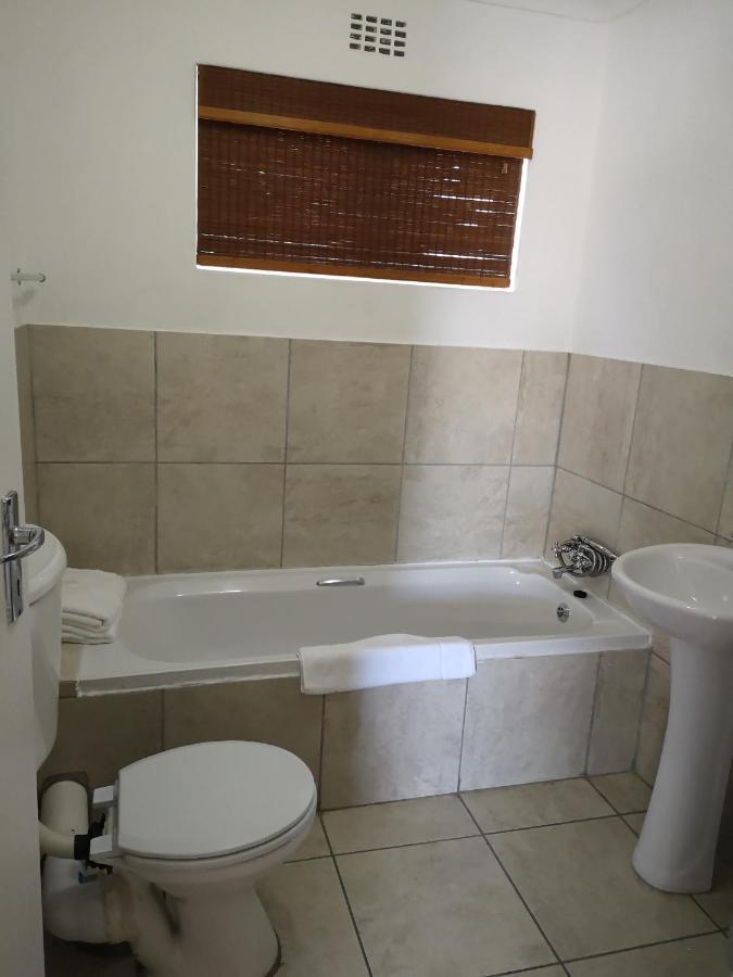 Smithland Guest Apartments Cape Town Bellville Extérieur photo